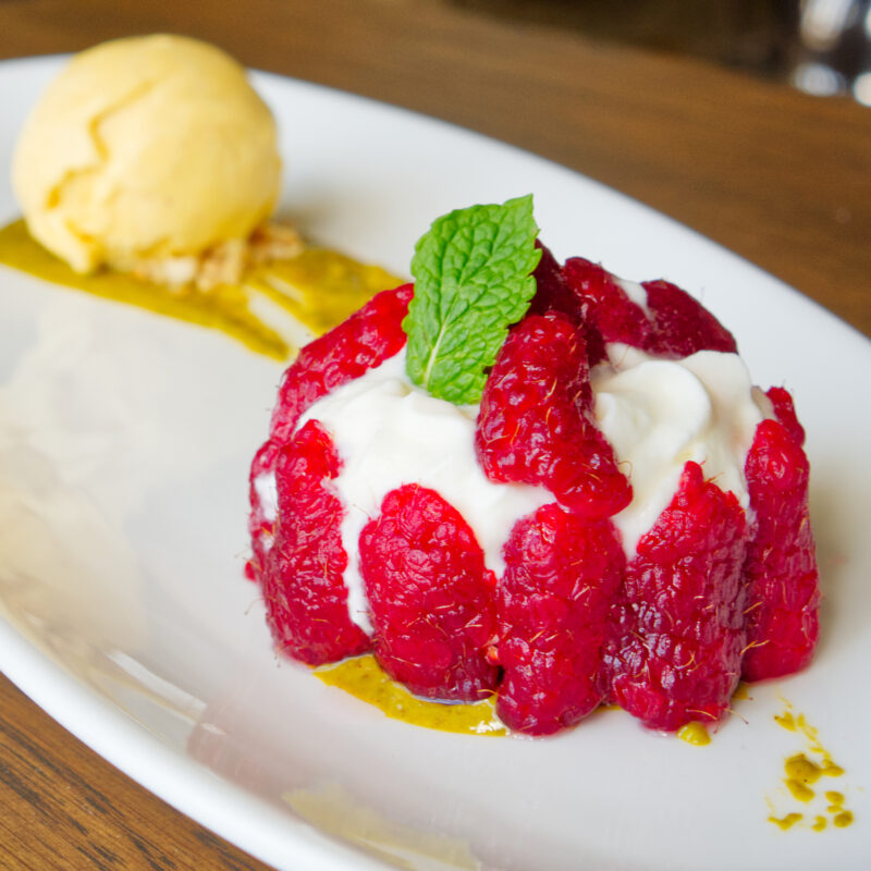 raspbarry dessert